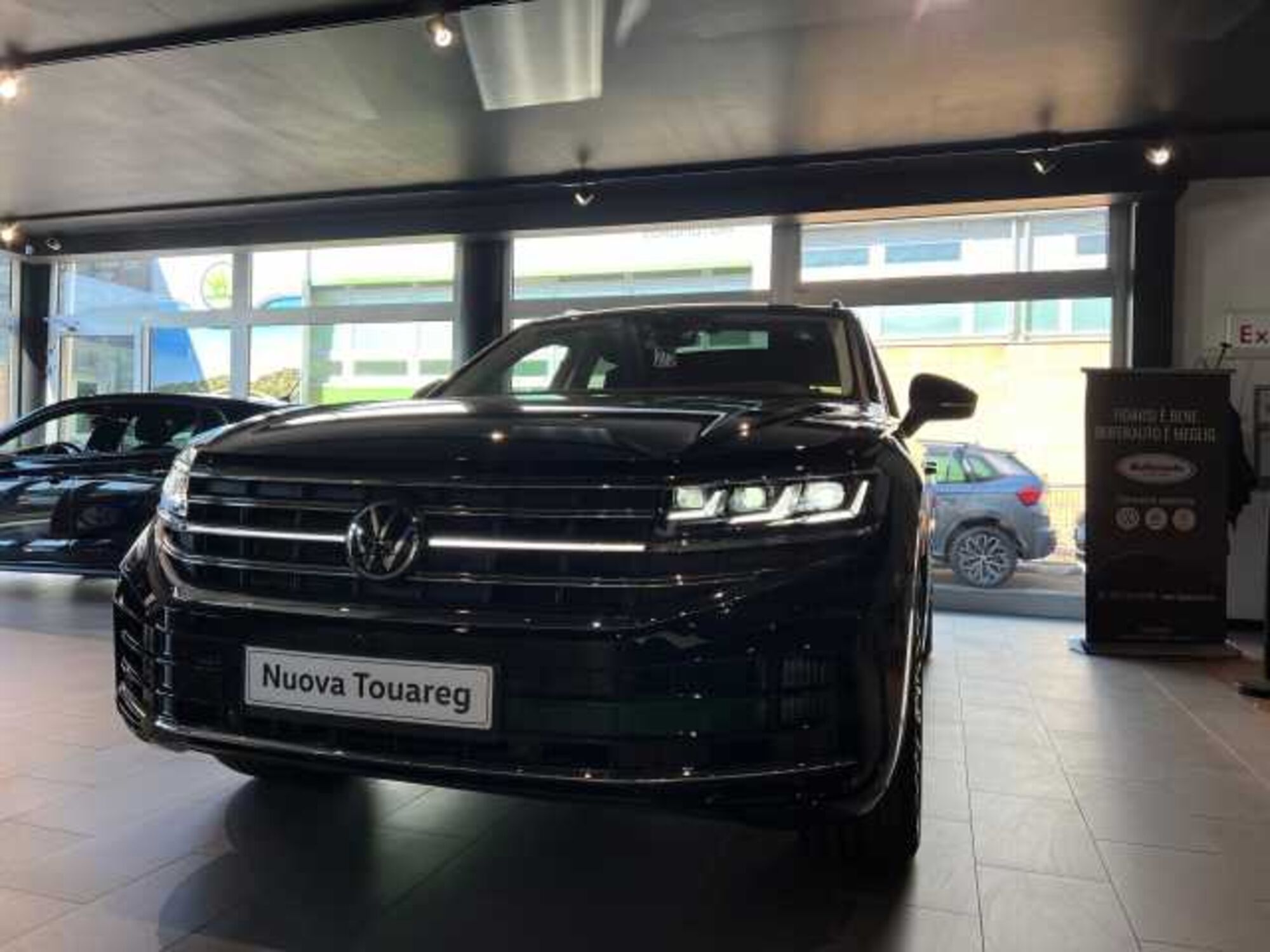 Volkswagen Touareg 3.0 V6 TSI eHybrid Elegance  nuova a Grosseto