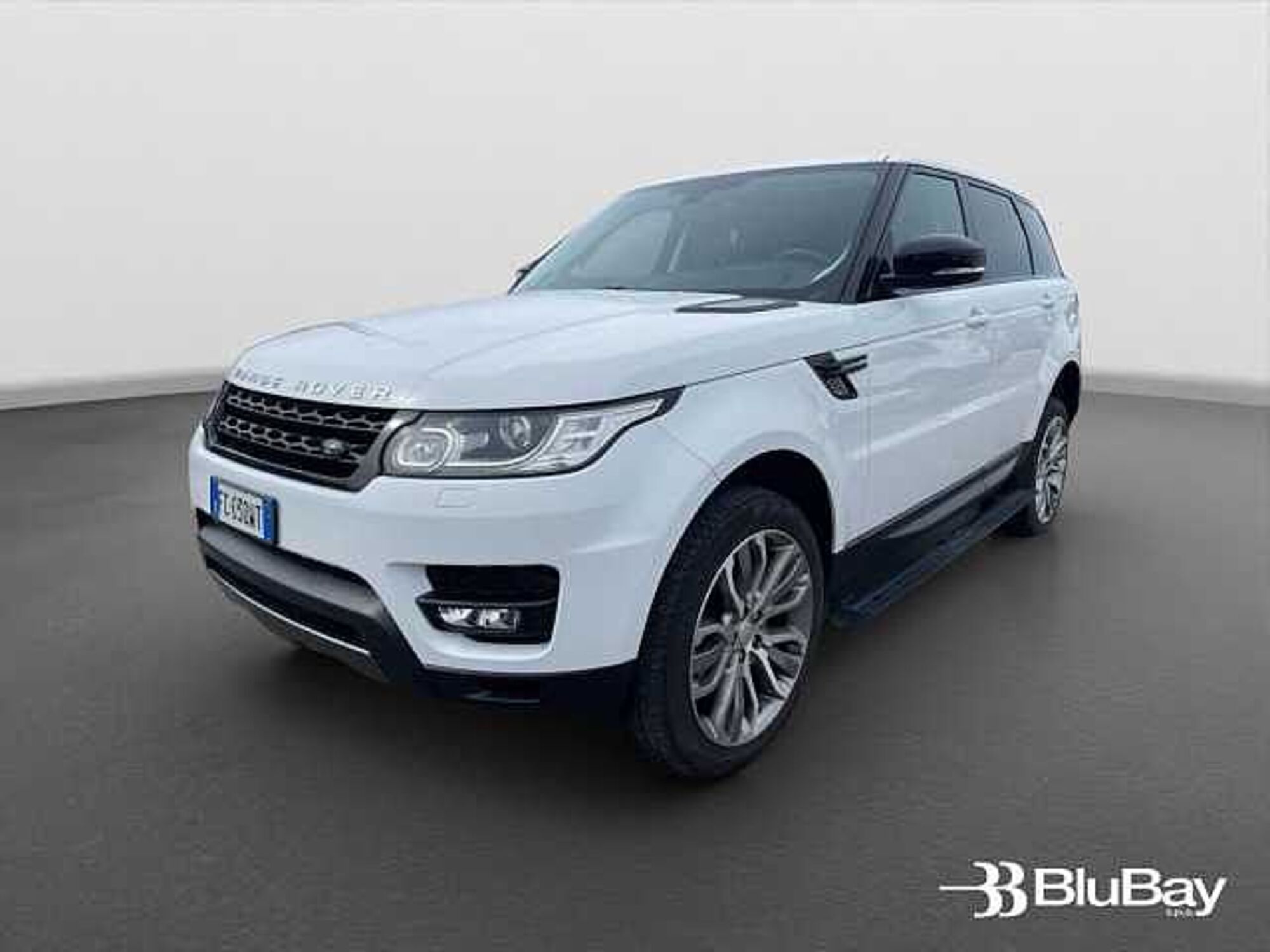 Land Rover Range Rover Sport 3.0 TDV6 SE  del 2016 usata a Livorno