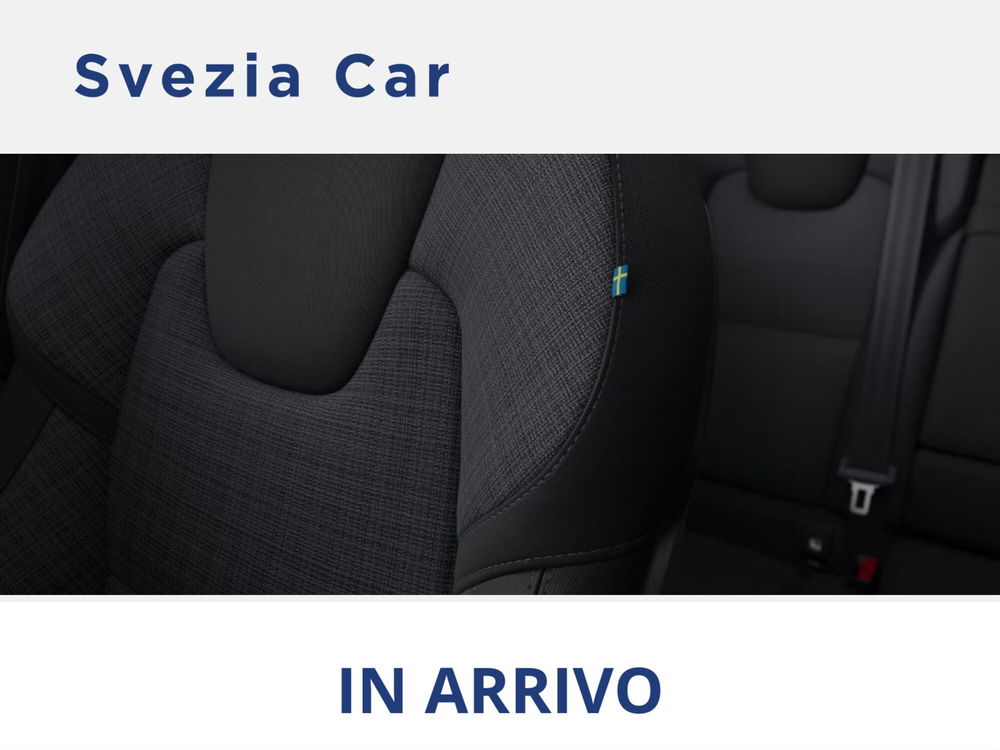 Volvo XC60 nuova a Milano (13)