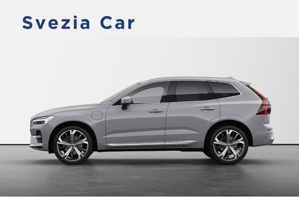 Volvo XC60 nuova a Milano (2)