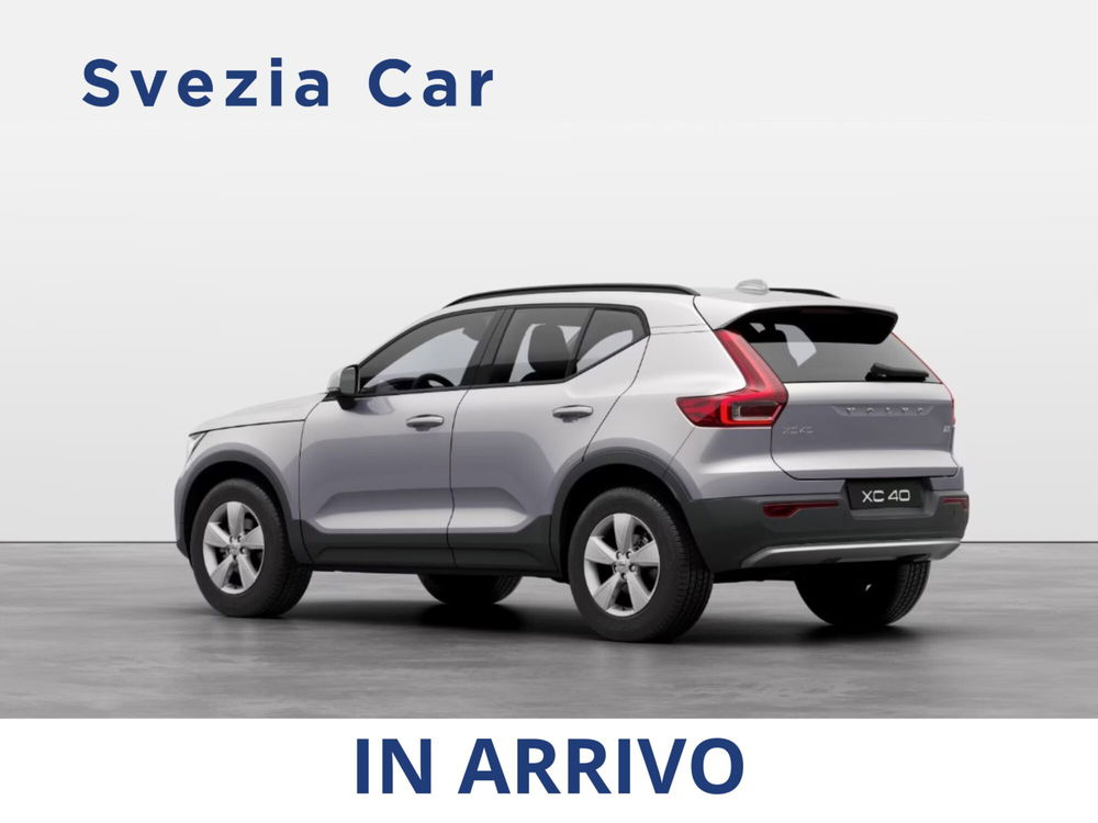 Volvo XC40 nuova a Milano (3)