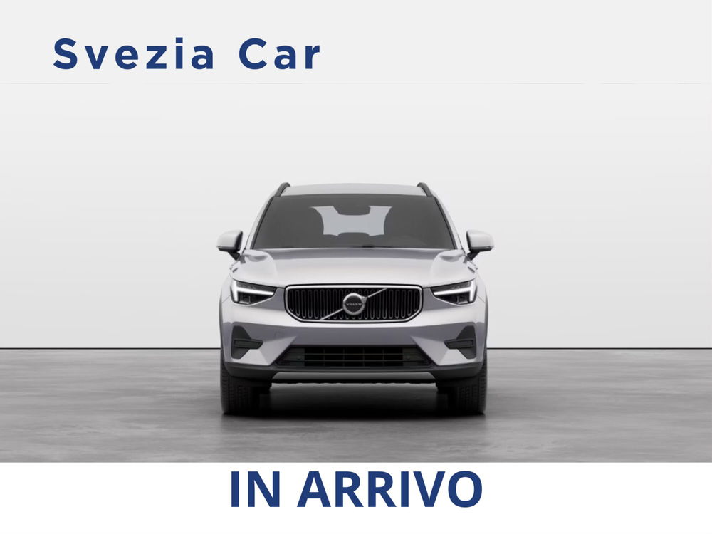 Volvo XC40 nuova a Milano (5)