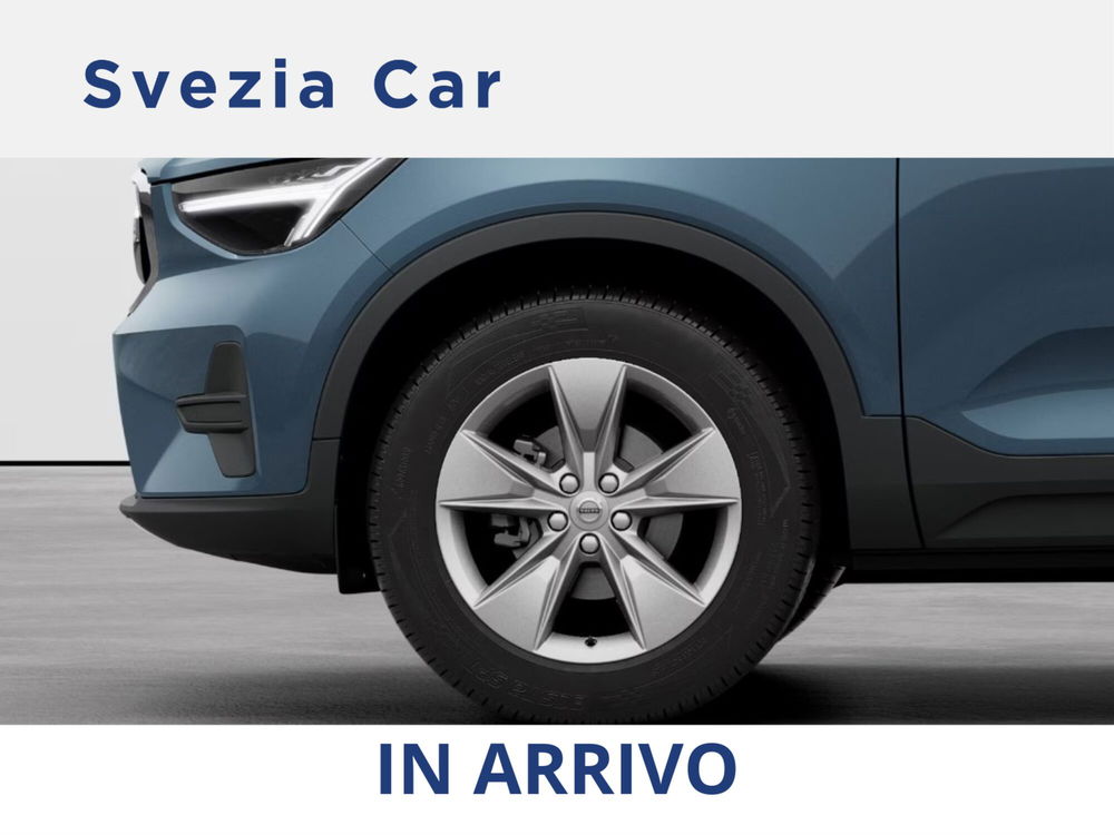 Volvo XC40 nuova a Milano (10)