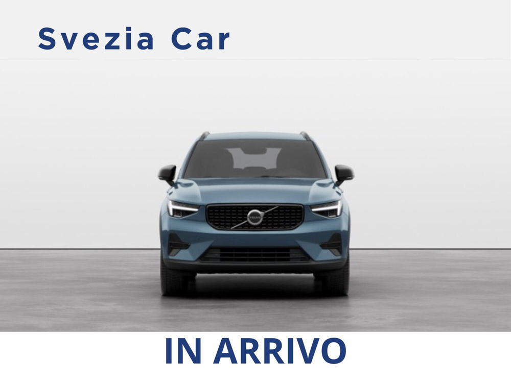 Volvo XC40 nuova a Milano (5)