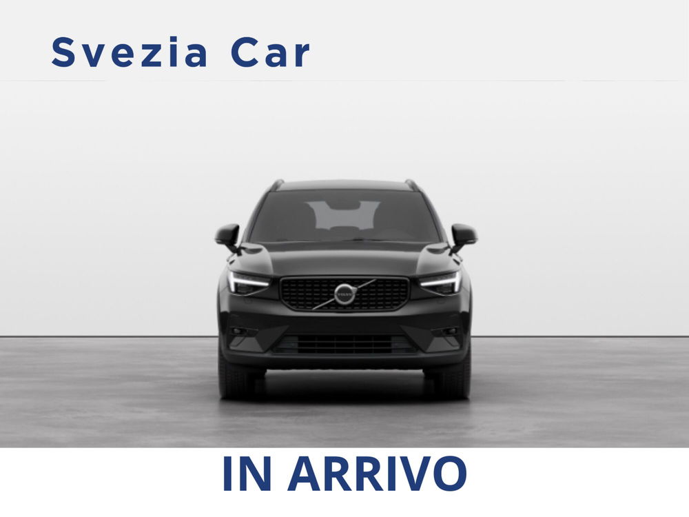 Volvo XC40 nuova a Milano (5)