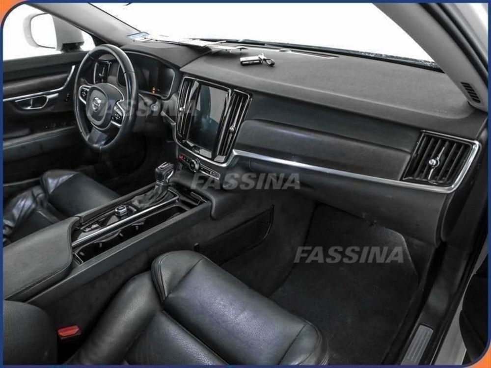 Volvo V90 Cross Country usata a Milano (10)