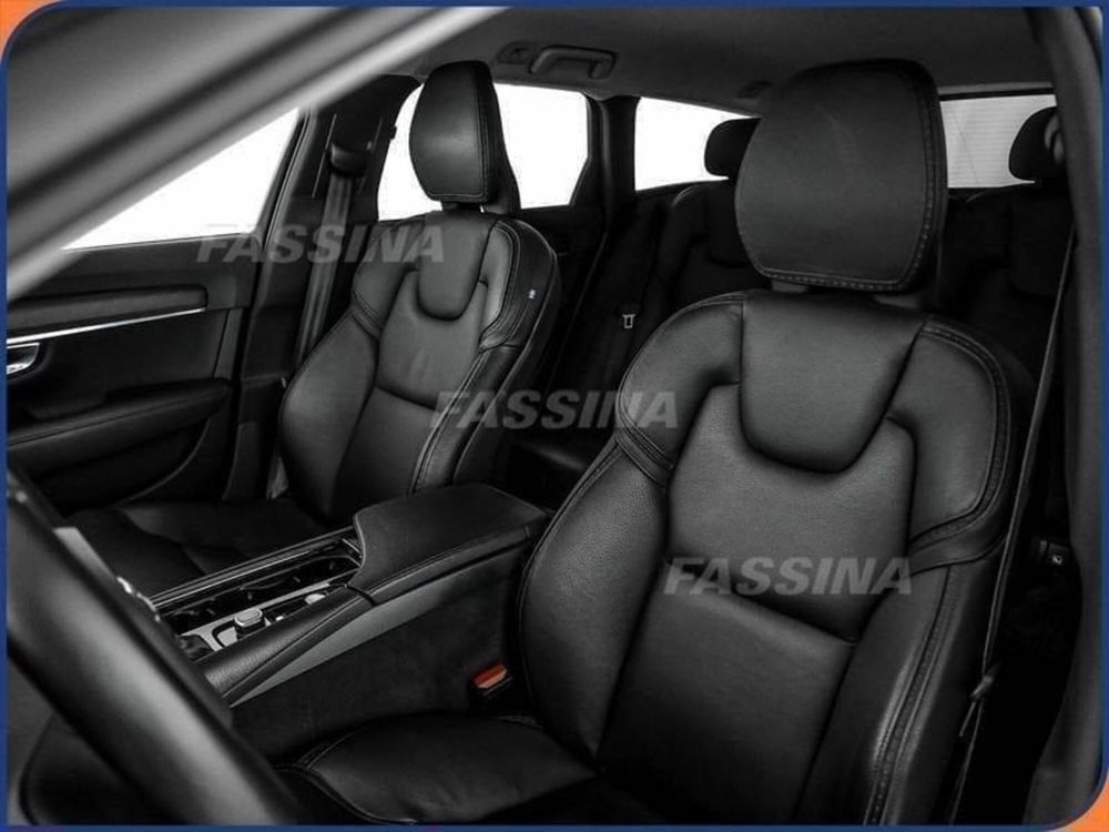 Volvo V90 Cross Country usata a Milano (7)