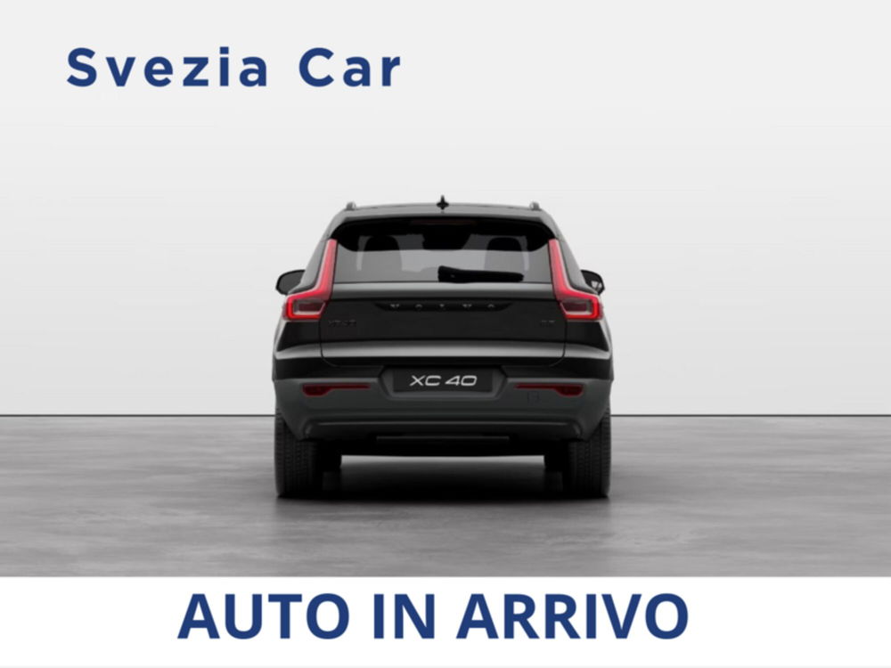 Volvo XC40 nuova a Milano (4)