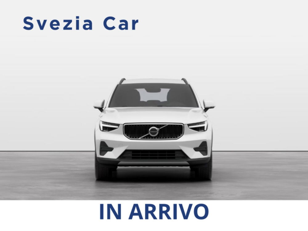 Volvo XC40 nuova a Milano (5)