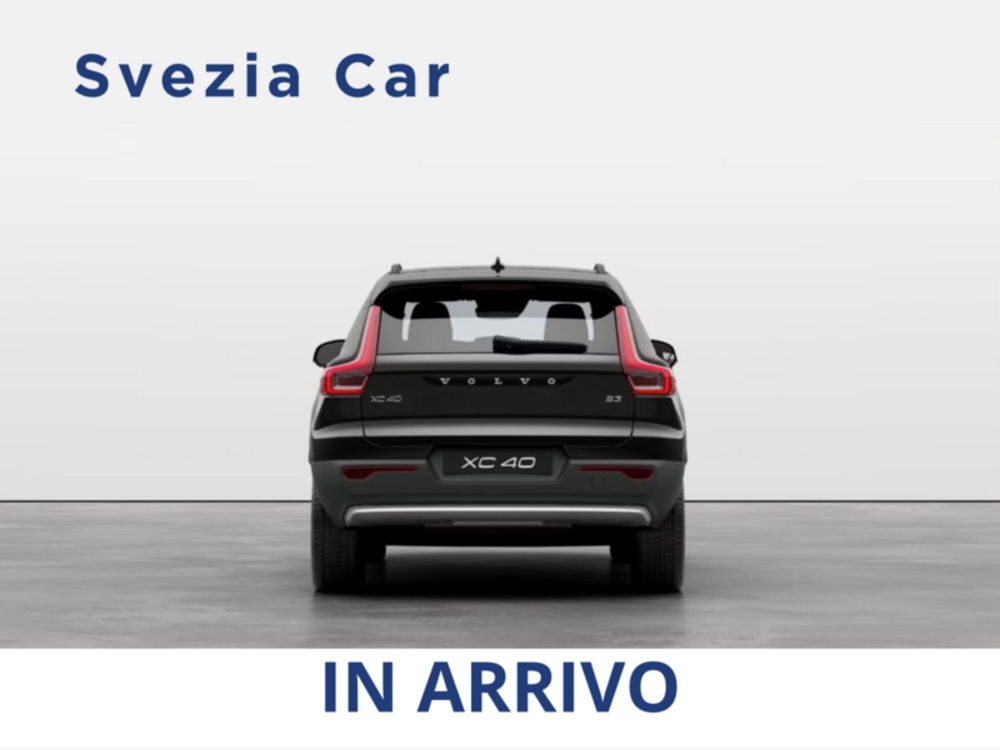 Volvo XC40 nuova a Milano (4)