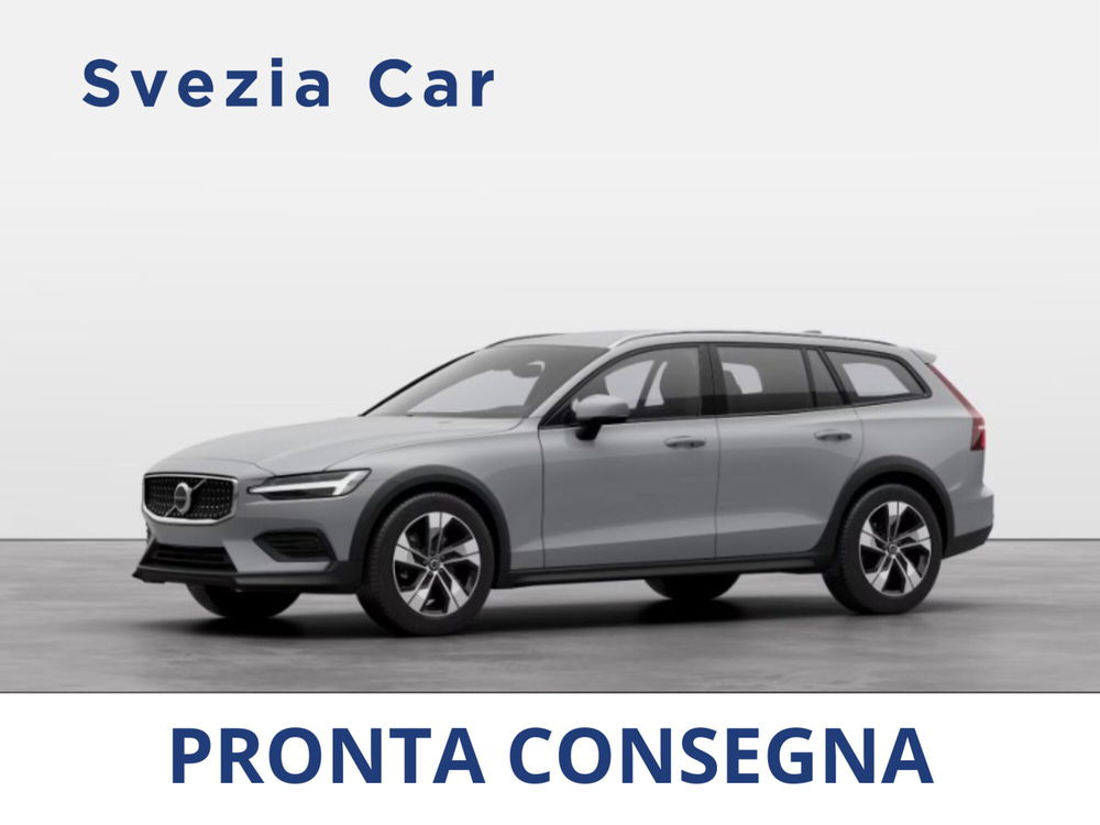 Volvo V60 Cross Country nuova a Milano