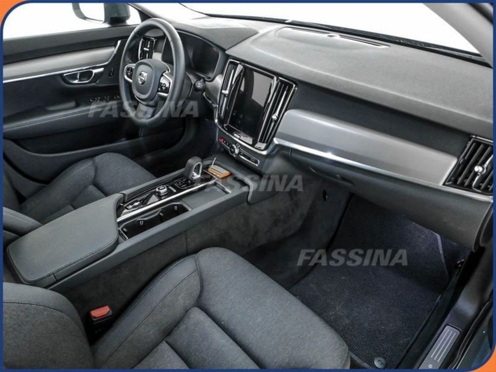 Volvo V90 Cross Country usata a Milano (14)