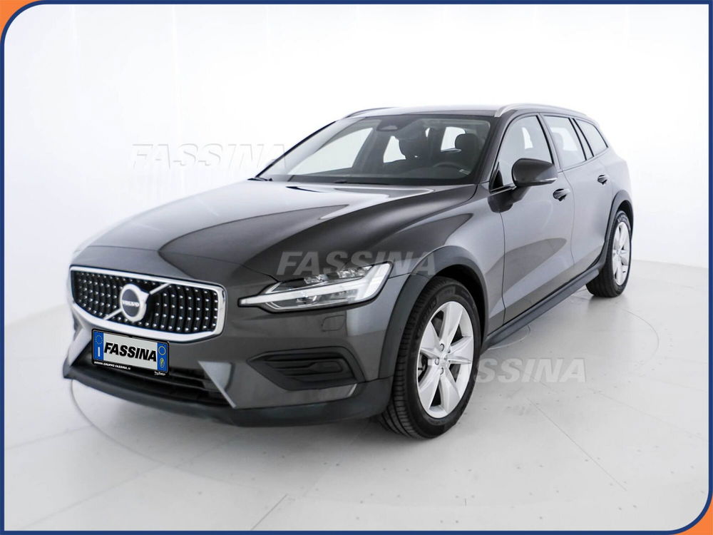 Volvo V60 Cross Country usata a Milano