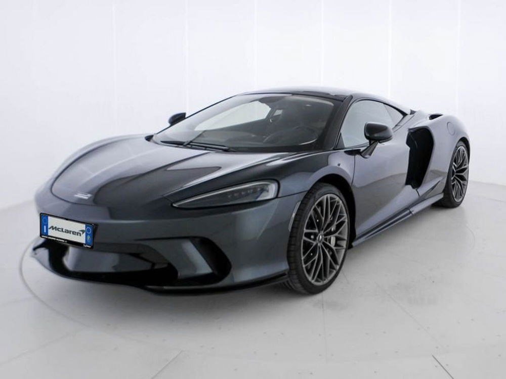 McLaren GT usata a Milano (3)