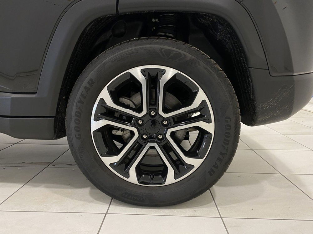 Jeep Compass nuova a Torino (7)