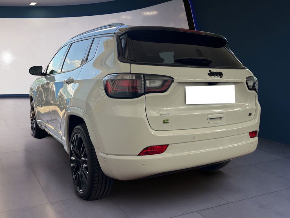 Jeep Compass nuova a Torino (4)