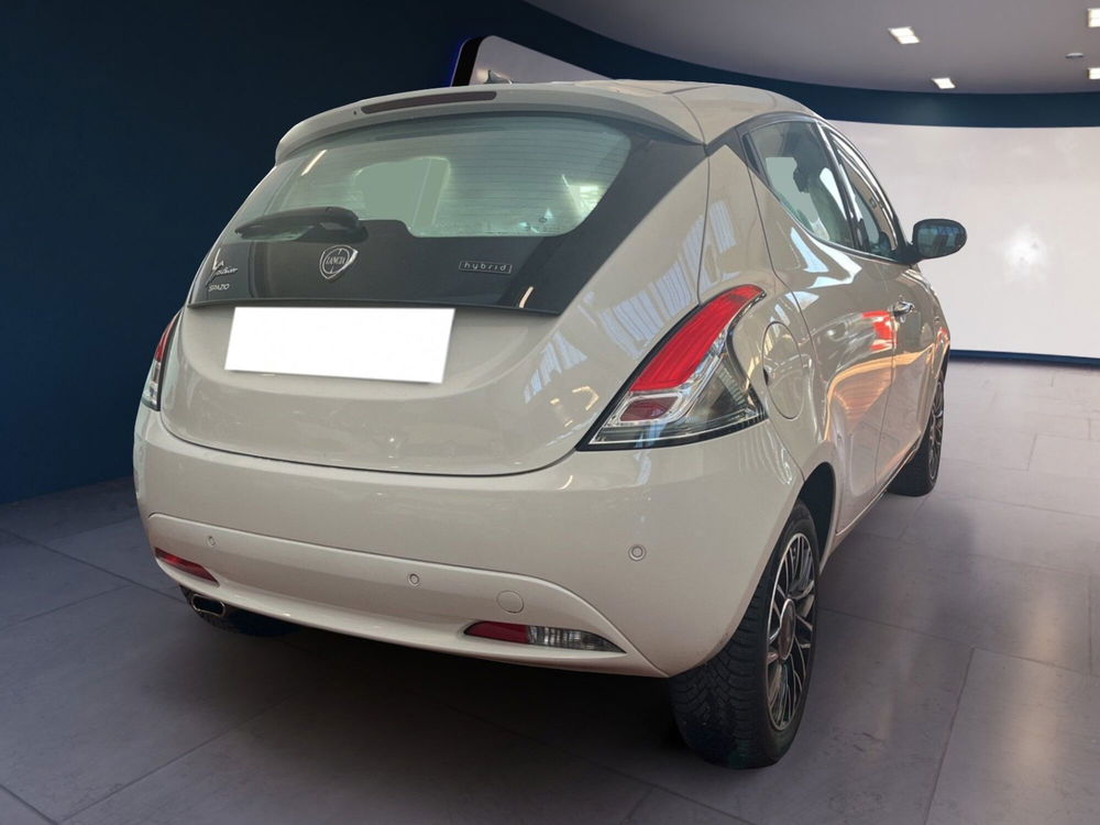 Lancia Ypsilon usata a Torino (5)