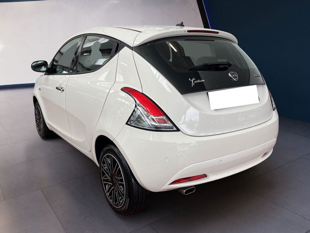 Lancia Ypsilon usata a Torino (4)