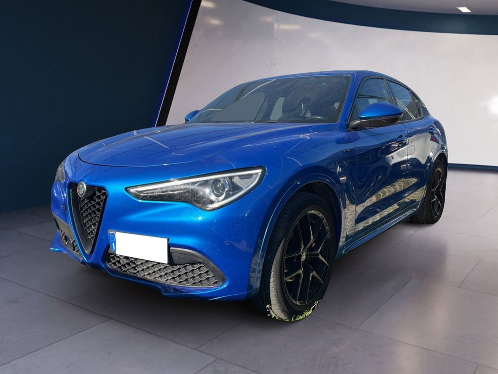 Alfa Romeo Stelvio usata a Torino (3)