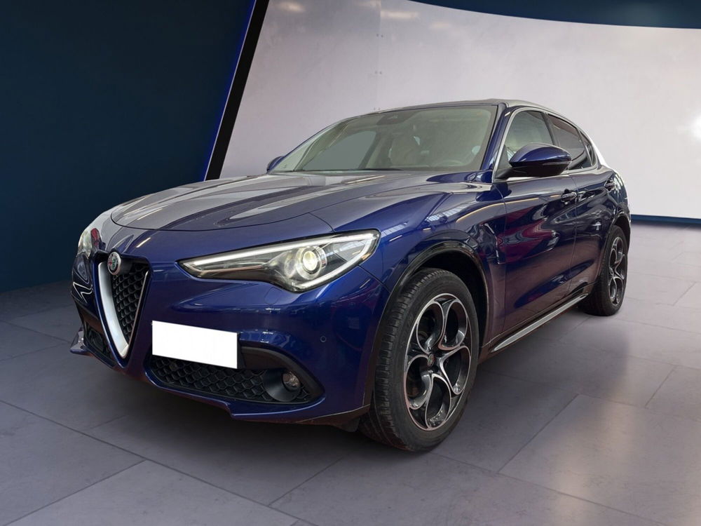 Alfa Romeo Stelvio usata a Torino (3)