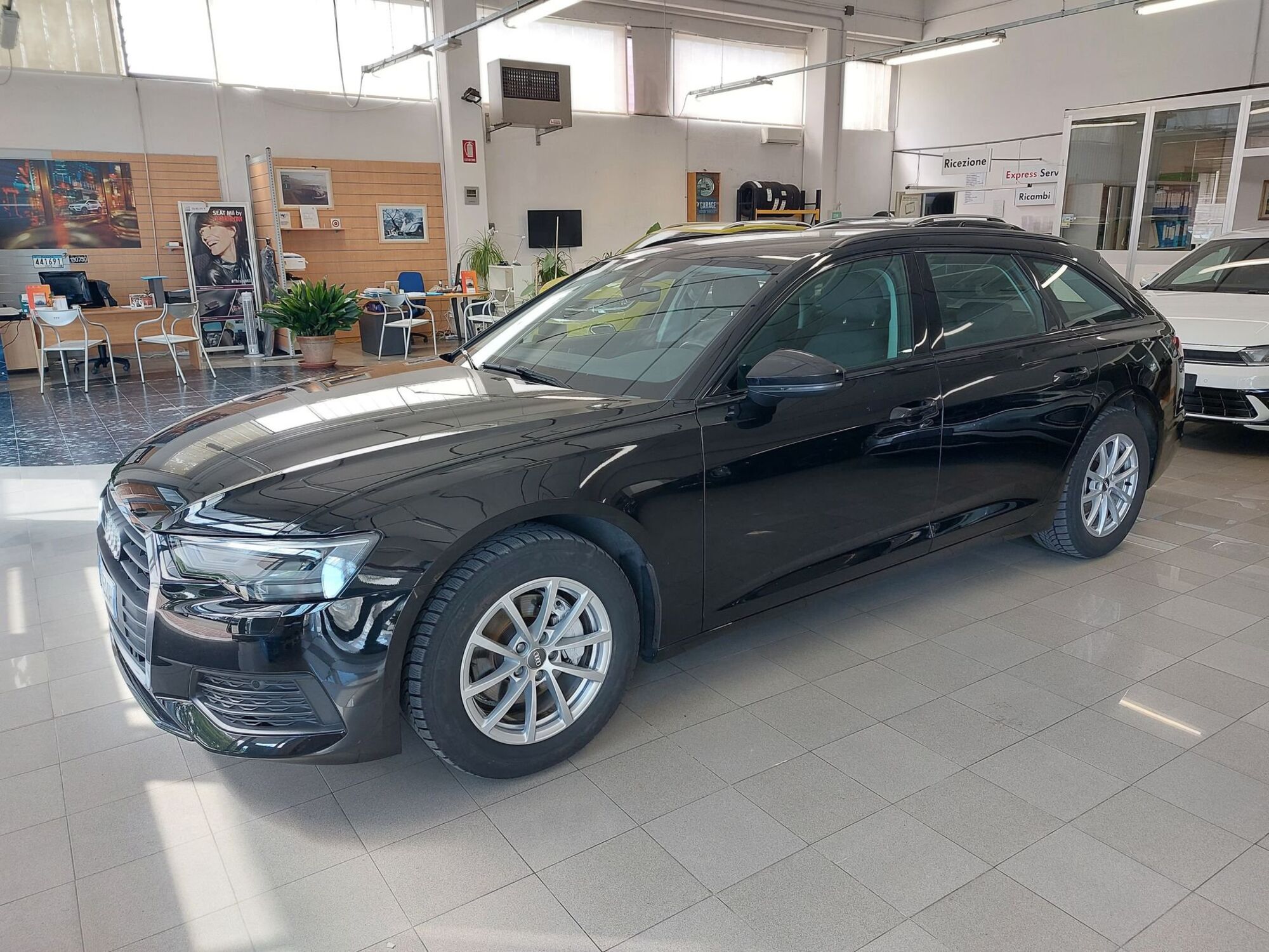 Audi A6 Avant 35 2.0 TDI S tronic Business Design  del 2019 usata a Borgo San Lorenzo