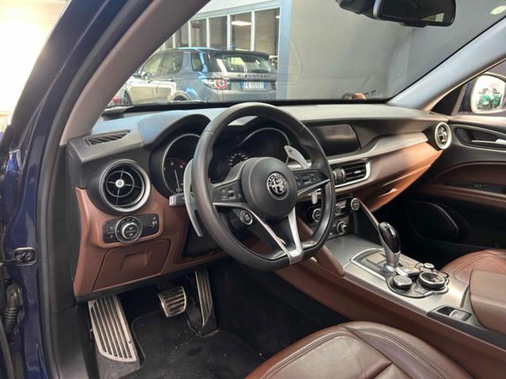 Alfa Romeo Stelvio usata a Vercelli (12)