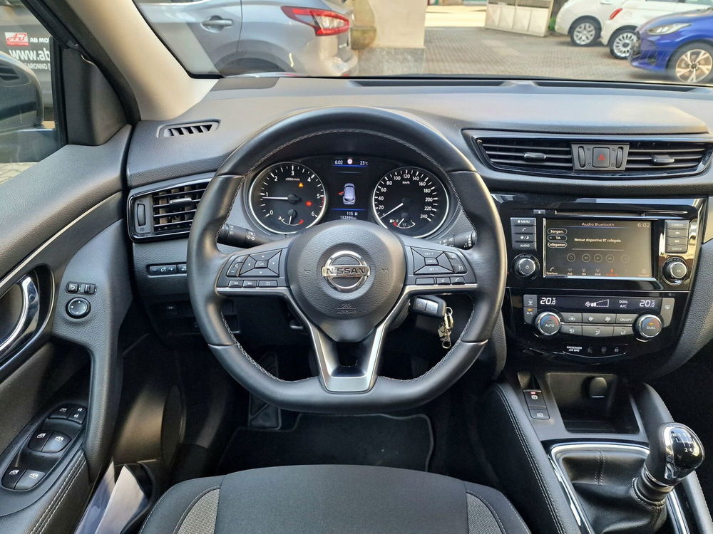 Nissan Qashqai usata a Varese (14)