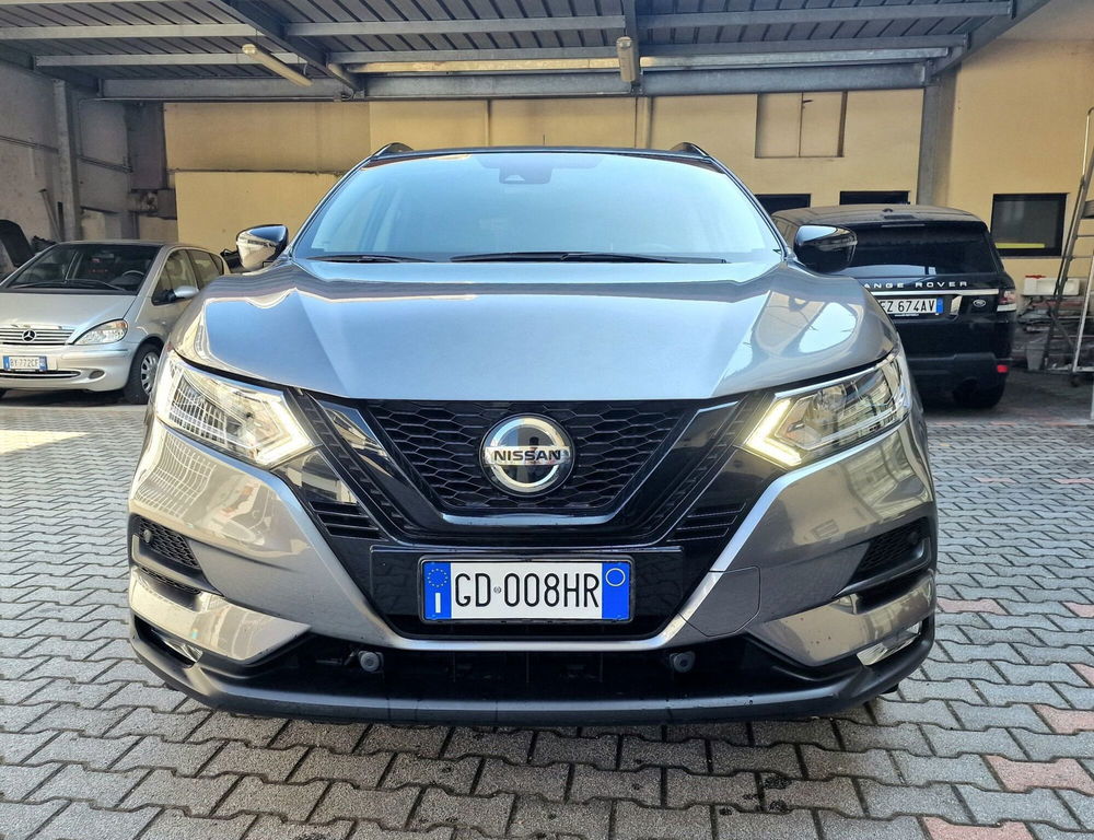 Nissan Qashqai usata a Varese (2)