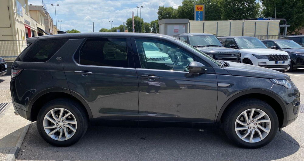 Land Rover Discovery Sport usata a Pisa (6)