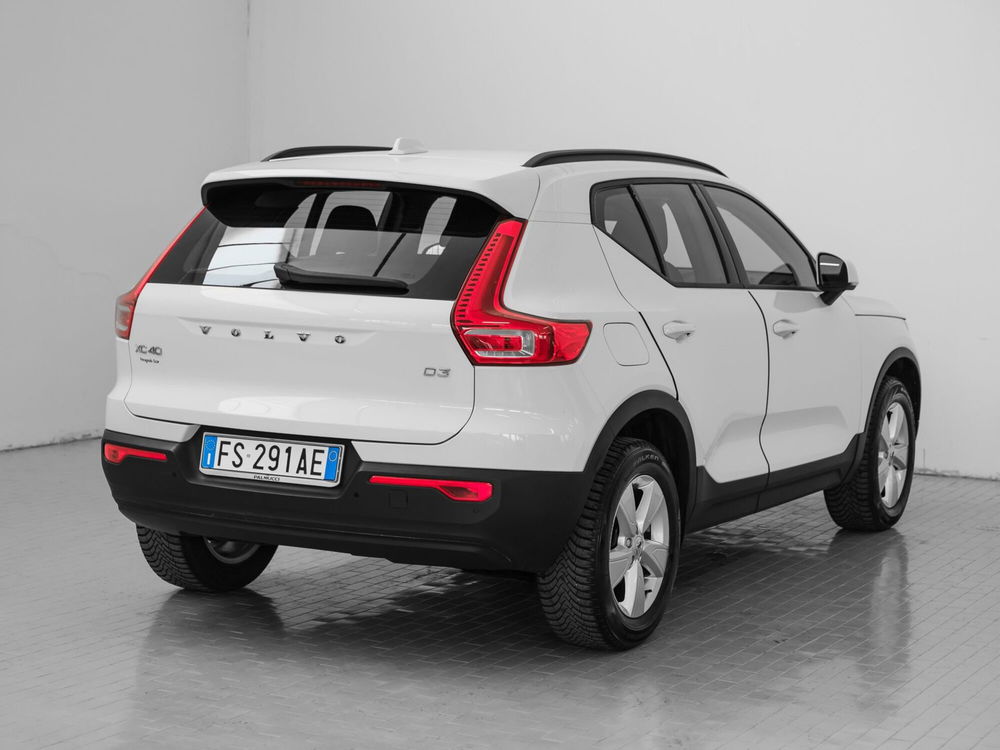 Volvo XC40 usata a Prato (5)