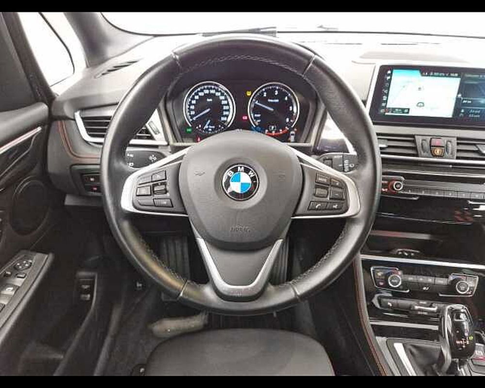 BMW Serie 2 Active Tourer usata a Milano (10)