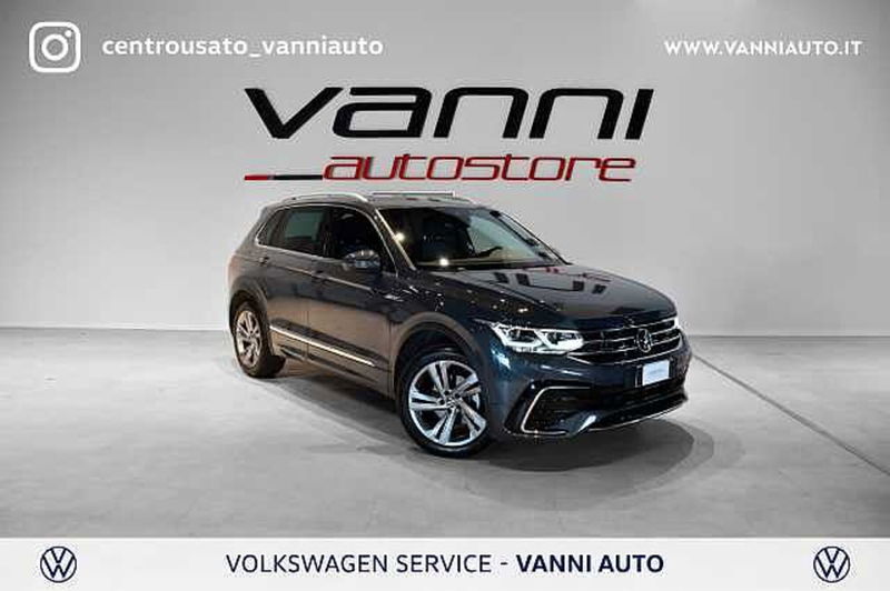 Volkswagen Tiguan 2.0 TDI 150 CV SCR DSG 4MOTION R-Line del 2020 usata a Buttapietra