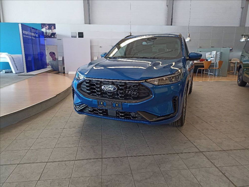 Ford Kuga nuova a Milano (6)