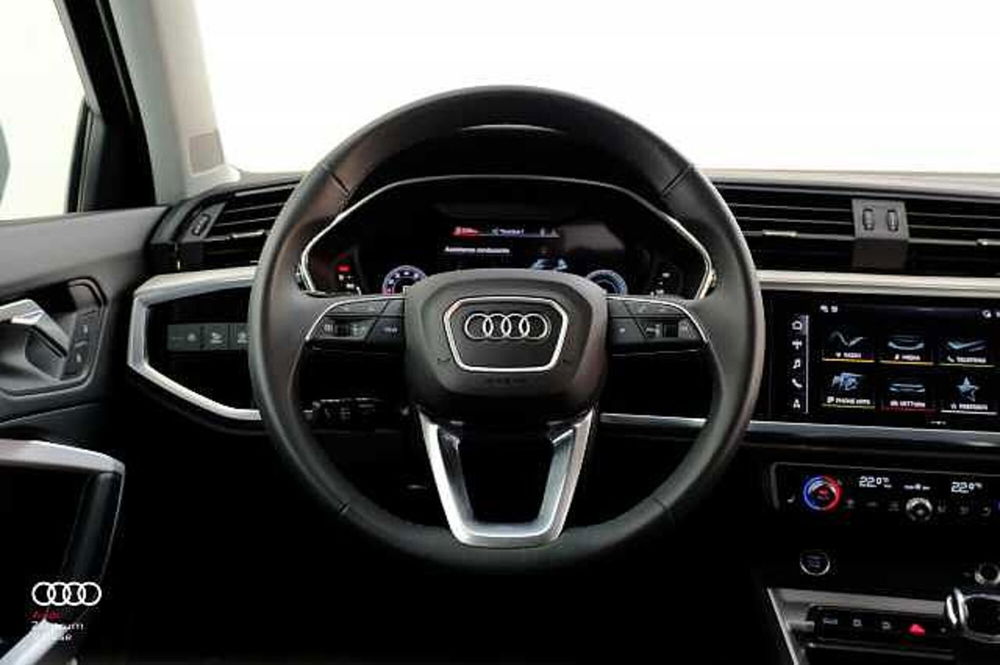 Audi Q3 Sportback usata a Varese (11)