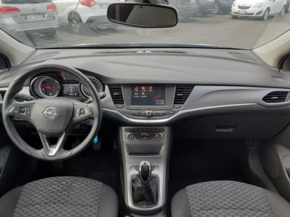 Opel Astra usata a Modena (9)