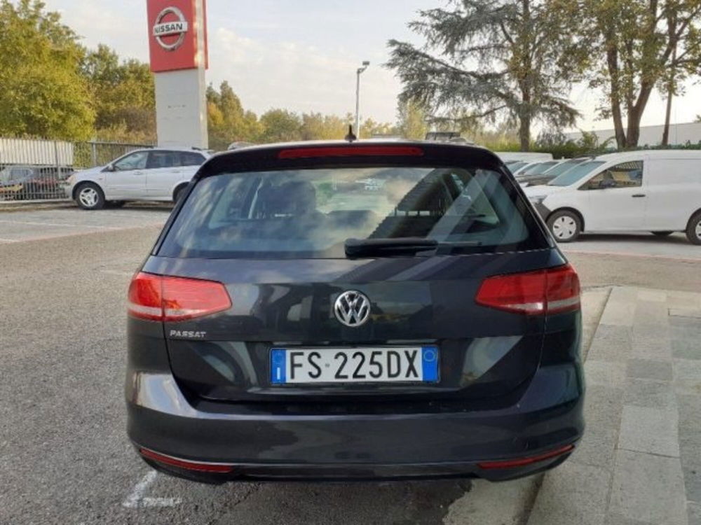 Volkswagen Passat Variant usata a Modena (5)