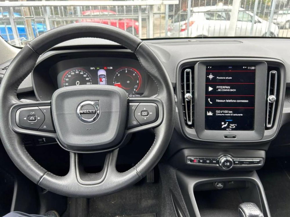 Volvo XC40 usata a Torino (9)