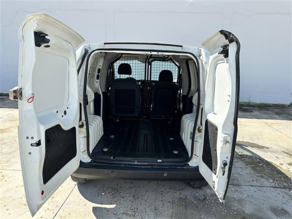 Fiat Fiorino usata a Brindisi (4)