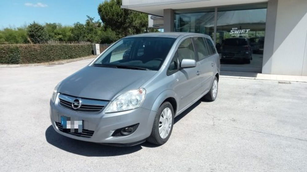 Opel Zafira usata a Macerata