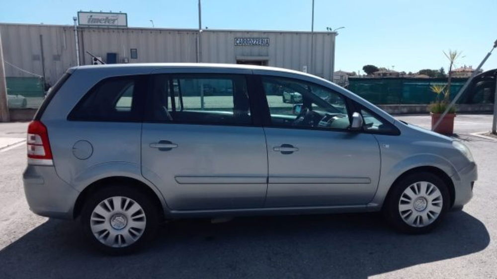 Opel Zafira usata a Macerata (4)