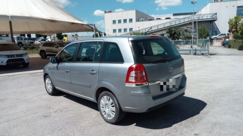 Opel Zafira usata a Macerata (8)