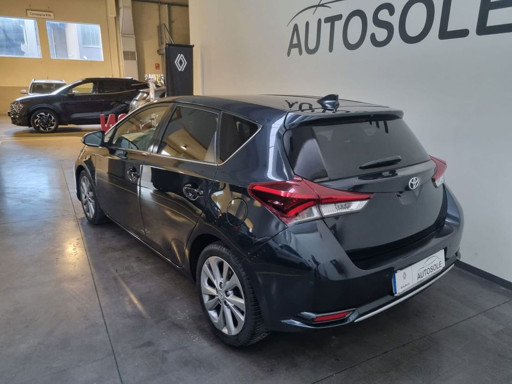 Toyota Auris usata a Verona (5)