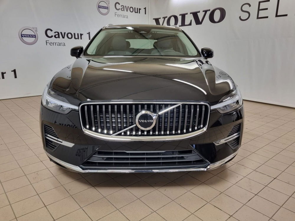 Volvo XC60 nuova a Ferrara (3)