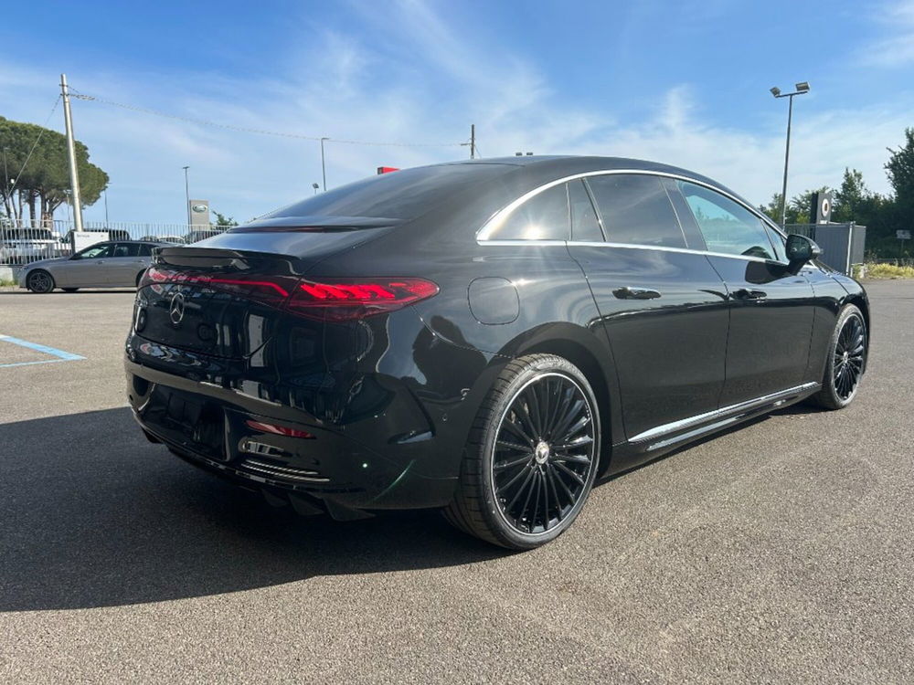 Mercedes-Benz EQE nuova a Grosseto (6)