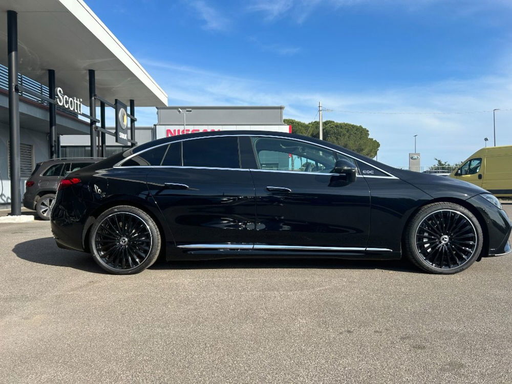 Mercedes-Benz EQE nuova a Grosseto (7)