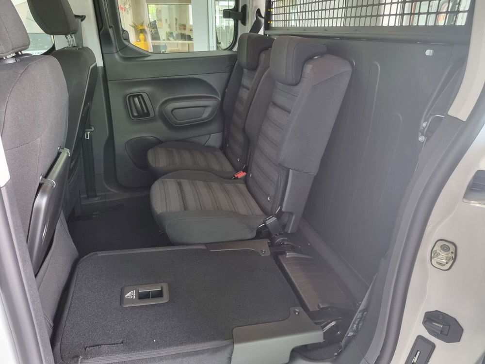 Opel Combo Life nuova a Prato (10)