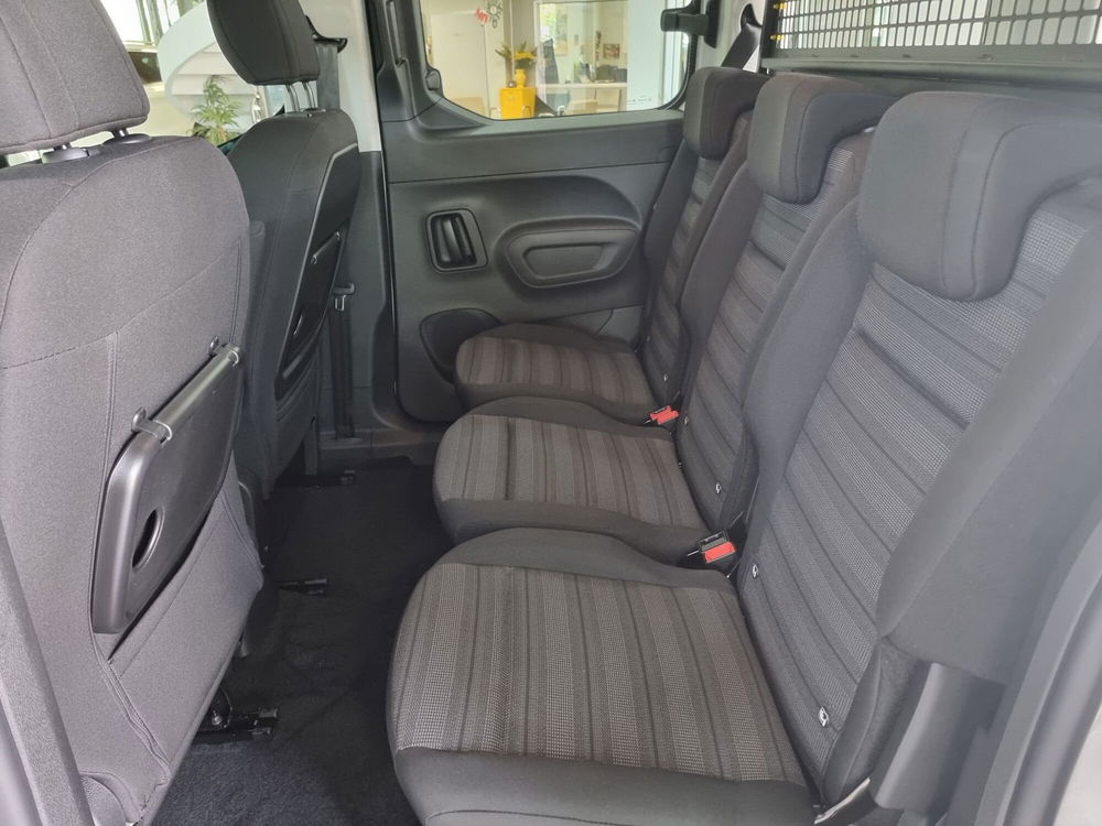 Opel Combo Life nuova a Prato (9)