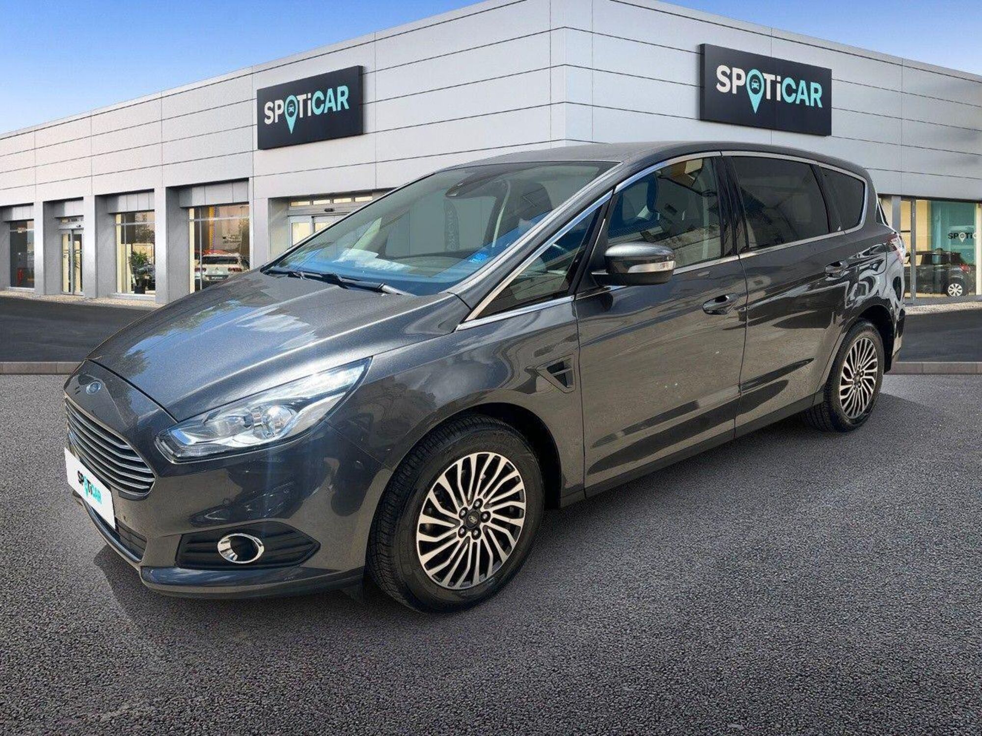 Ford S-Max 2.0 EcoBlue 150CV Start&amp;Stop Titanium Business  del 2019 usata a Foggia