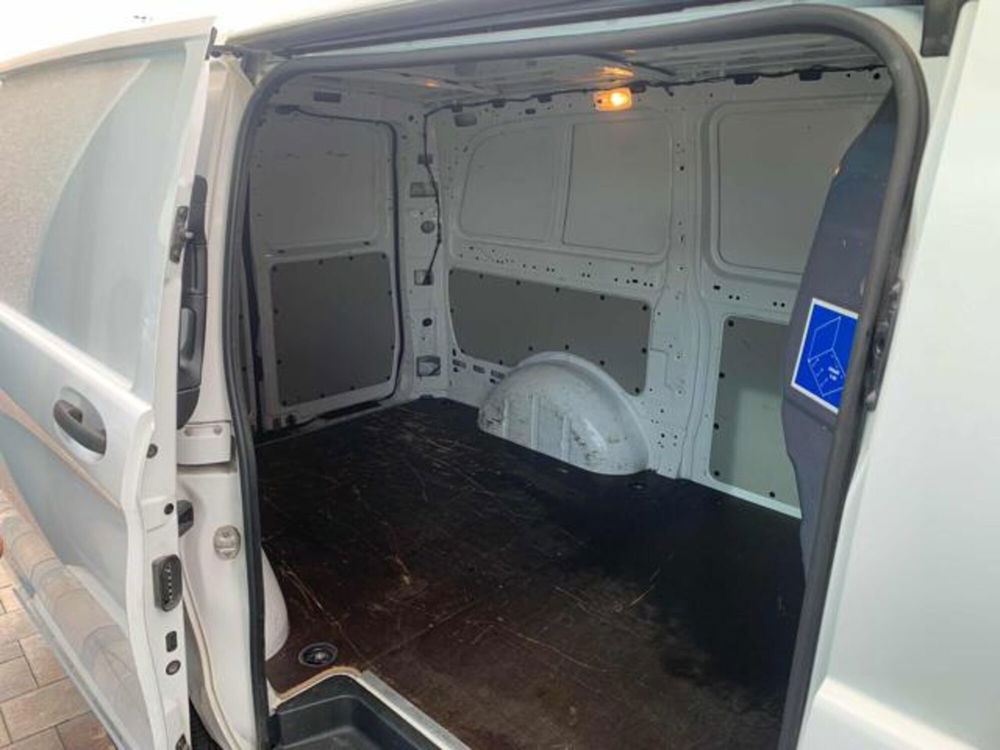 Mercedes-Benz Vito usata a Ancona (14)