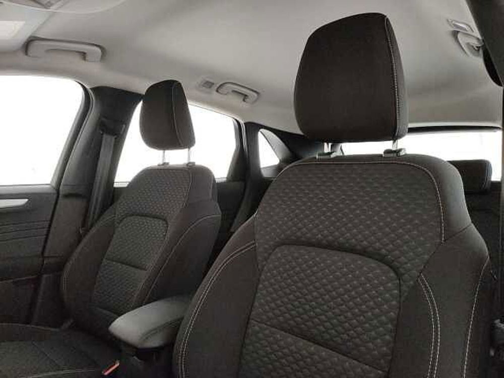 Ford Kuga usata a Roma (13)